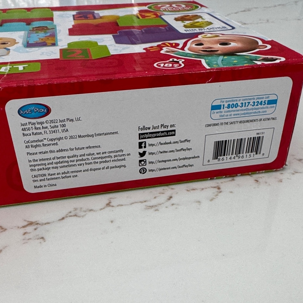 Construction Set - Multicolor Building Blocks - Picture 2 of 4